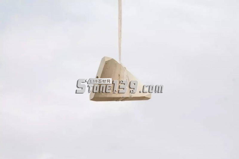 用(意大利)原石打造的拱形石材拋物線拱形預制結構