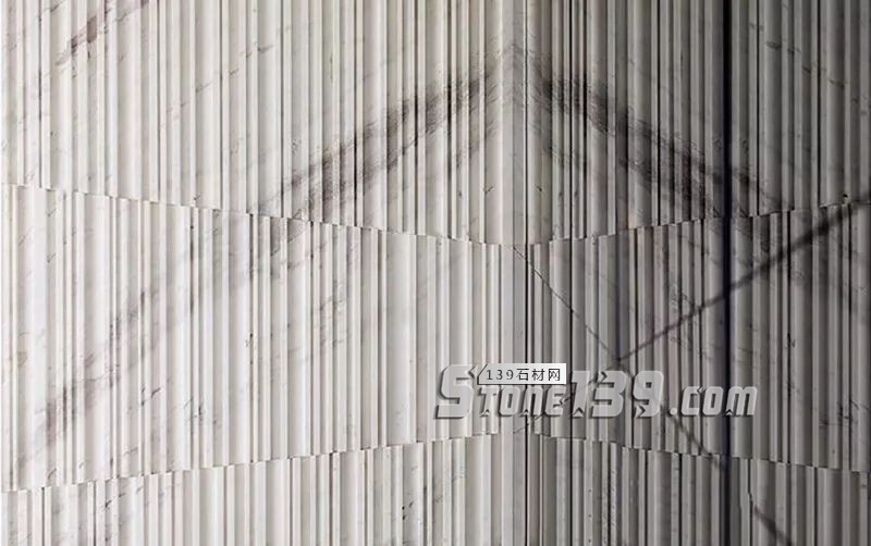 大理石與天然原木碰撞 重塑現代宜人風光家居