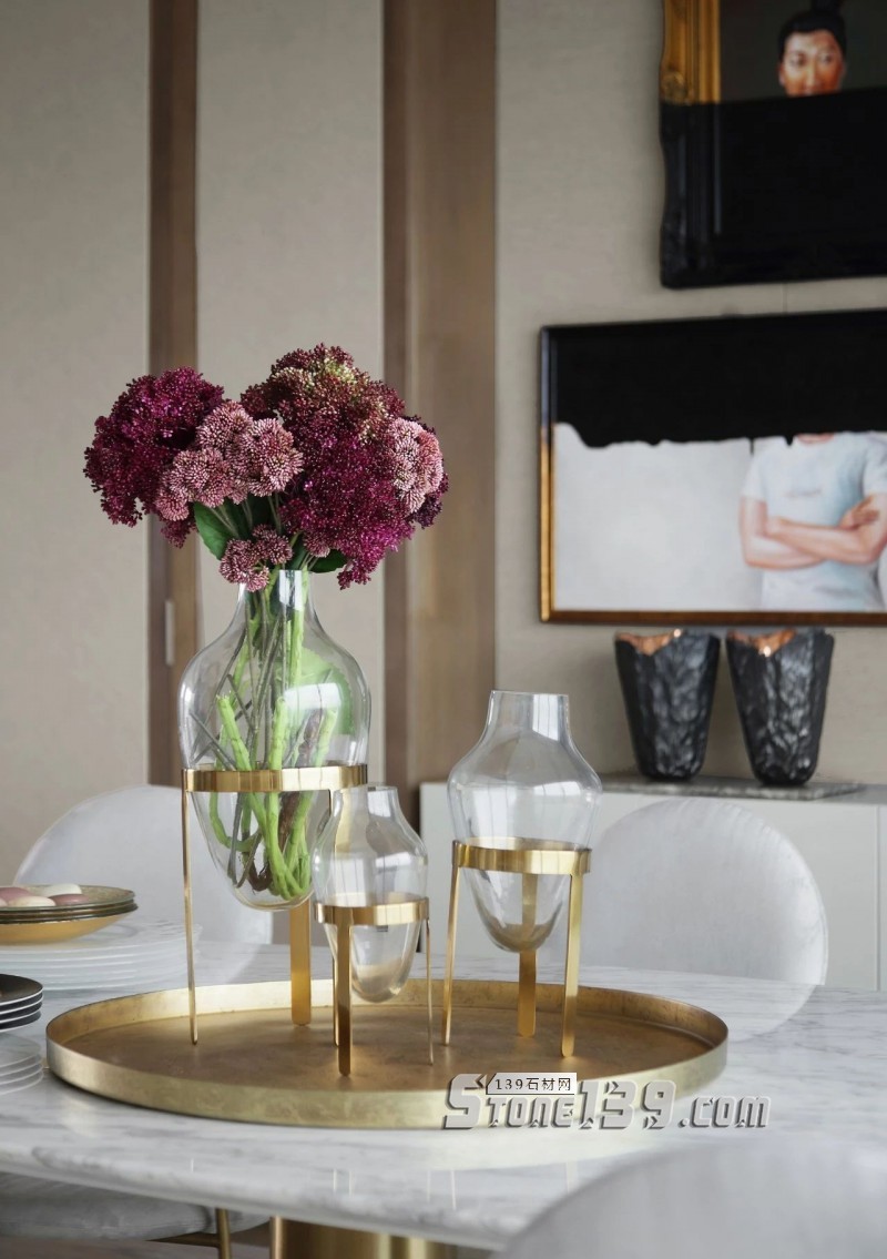 淺色大理石+黃銅，輕奢別墅裝飾 有質(zhì)感有品味的生活