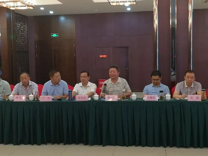 湖北麻城市委常委、統戰部部長戴昌遠一行考察交流富強石材綠色礦山經驗