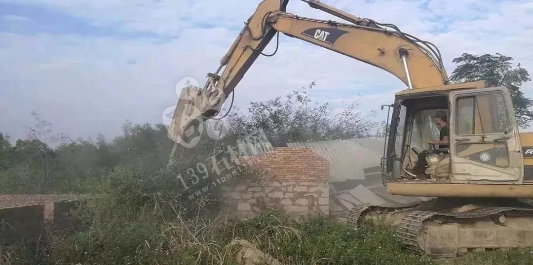 福建南安市石井鎮拆石材廠棚，移石材方料