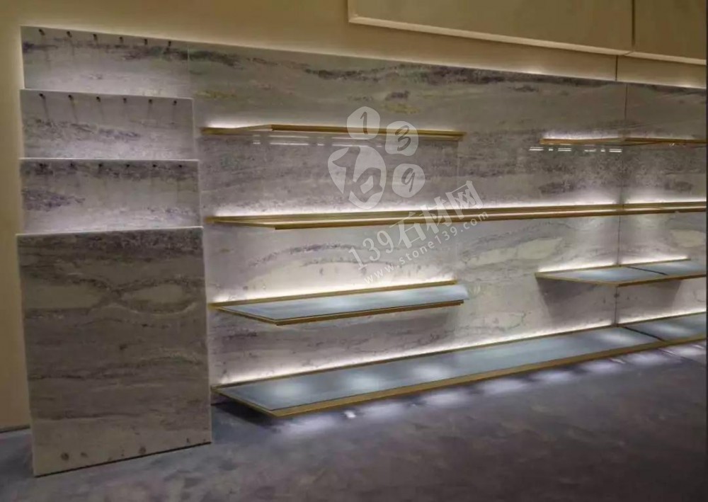 藍水晶奢石（夢幻藍、藍天白云）介紹