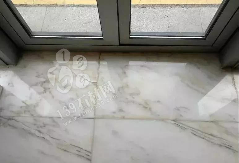 雪花白 雅士白 爵士白 魚肚白 中花白等白色大理石的養護知識
