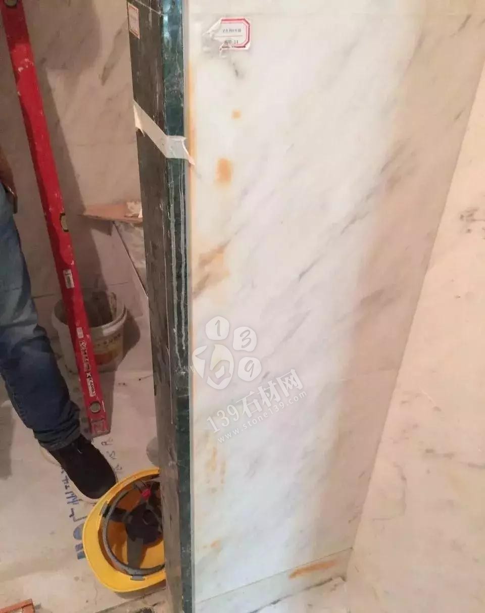 雪花白 雅士白 爵士白 魚肚白 中花白等白色大理石的養護知識