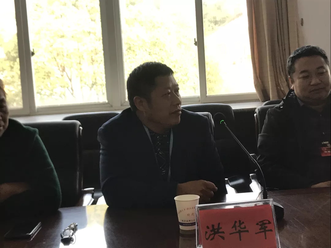 浙江桐廬縣鐘山鄉人大代表開展石材行業整治專項視察活動