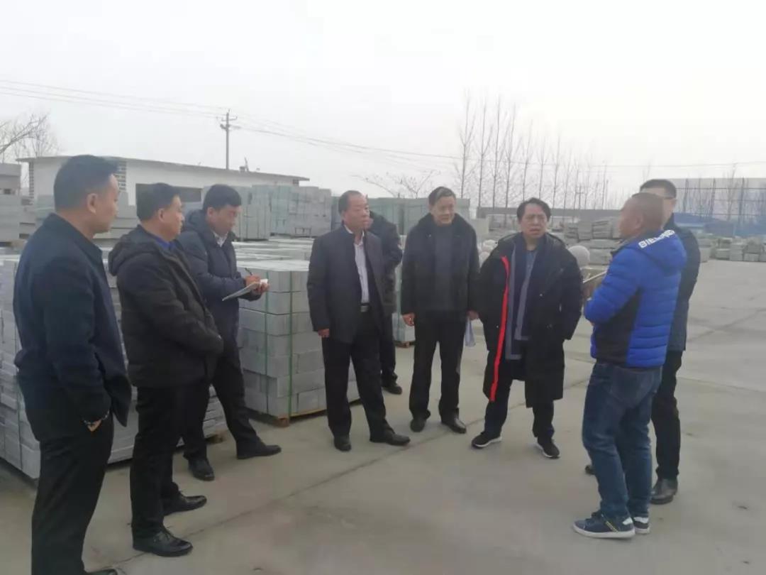 只爭朝夕---中國建筑材料工業規劃研究院、山東省石材行業協會等共同考察調研山東鄒城石材行業！