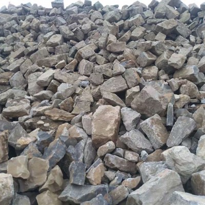 青石舊石頭、青石老石板、拆房子的老石頭、拆遷石