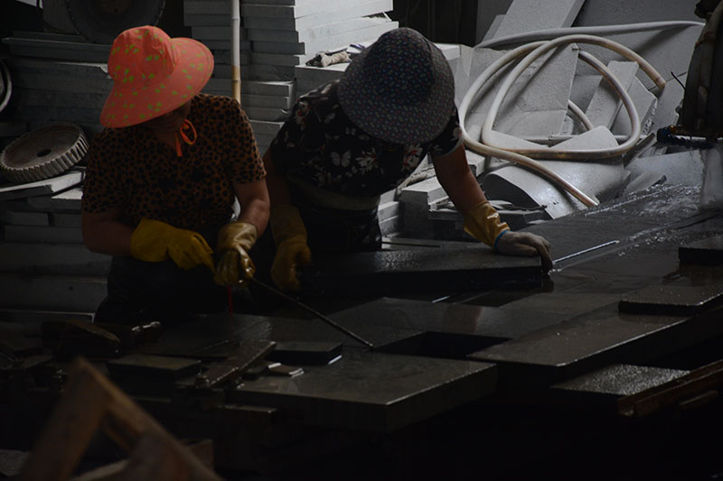 石材行業里的女人，巾幗不讓須眉 能頂半邊天