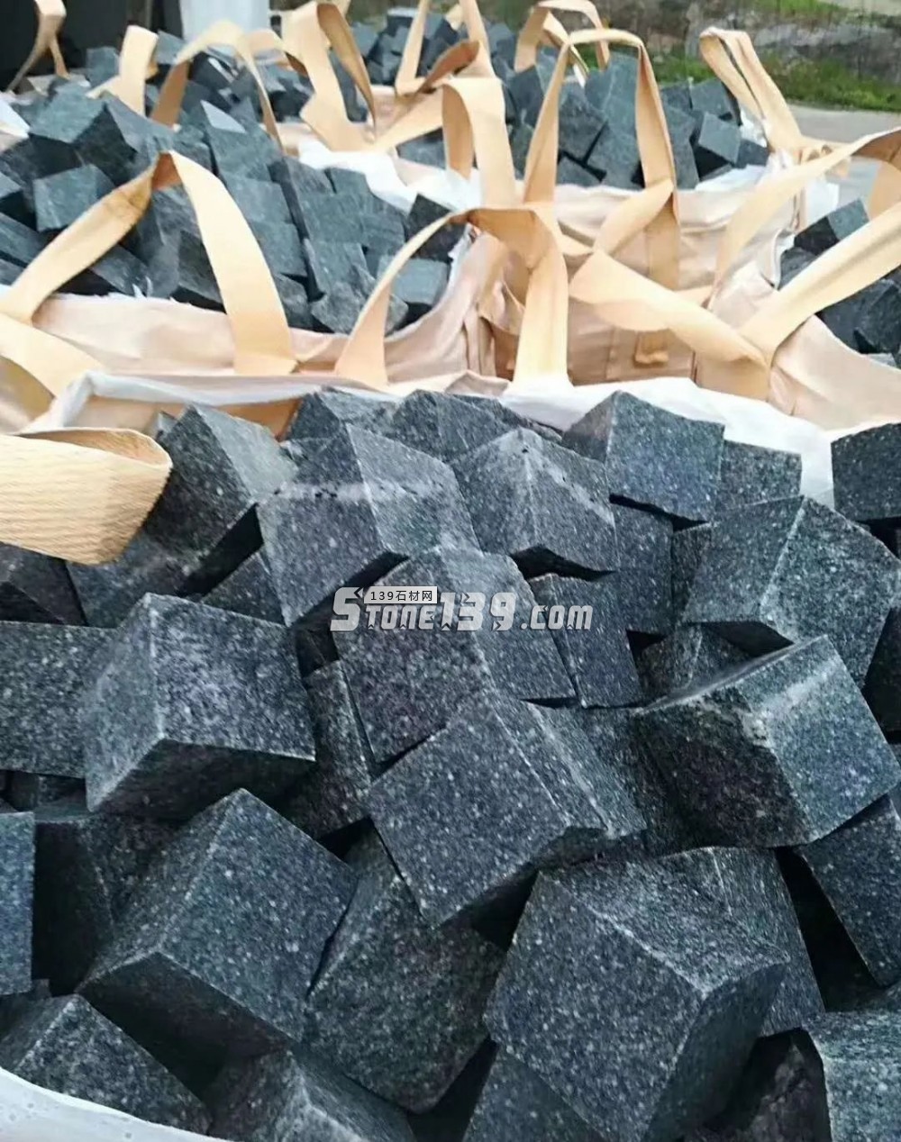 花崗巖小方塊（馬蹄石、滾石）欣賞（52圖）