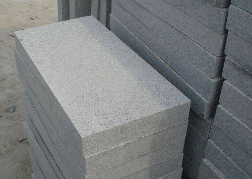 魯灰產(chǎn)自哪里？山東省濟(jì)寧市泗水縣灰色花崗巖介紹