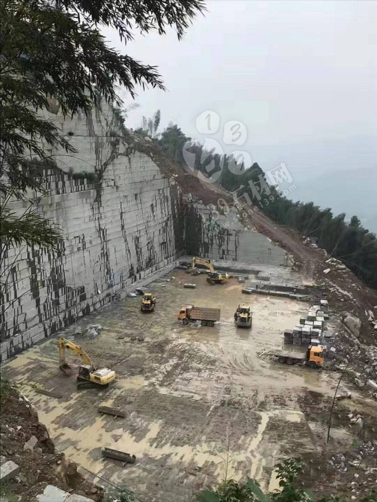 【奉新德利石業】主要經營花崗巖654新礦:-江西芝麻黑