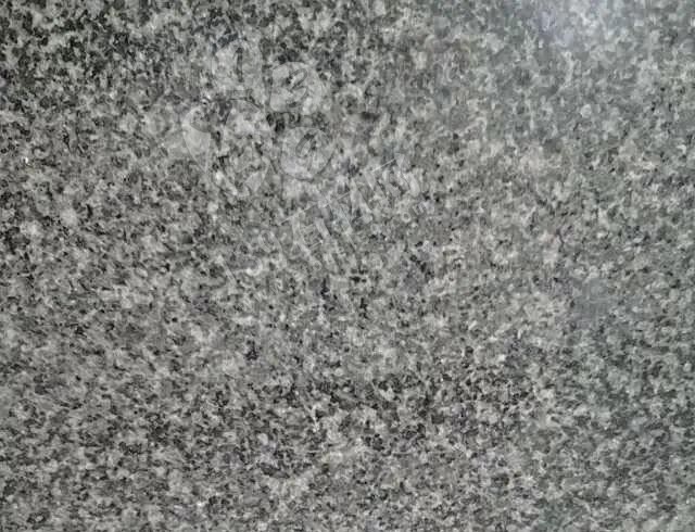 廣西鐘山縣人大副主任到花山鄉(xiāng)花崗巖礦山調研，附鐘山青（廣西芝麻黑）欣賞！