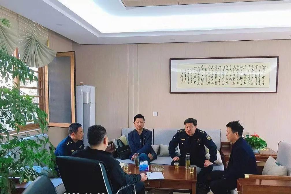 湖北麻城成立專班整治石材產業貨運車輛，6家企業被下達責令整改通知書