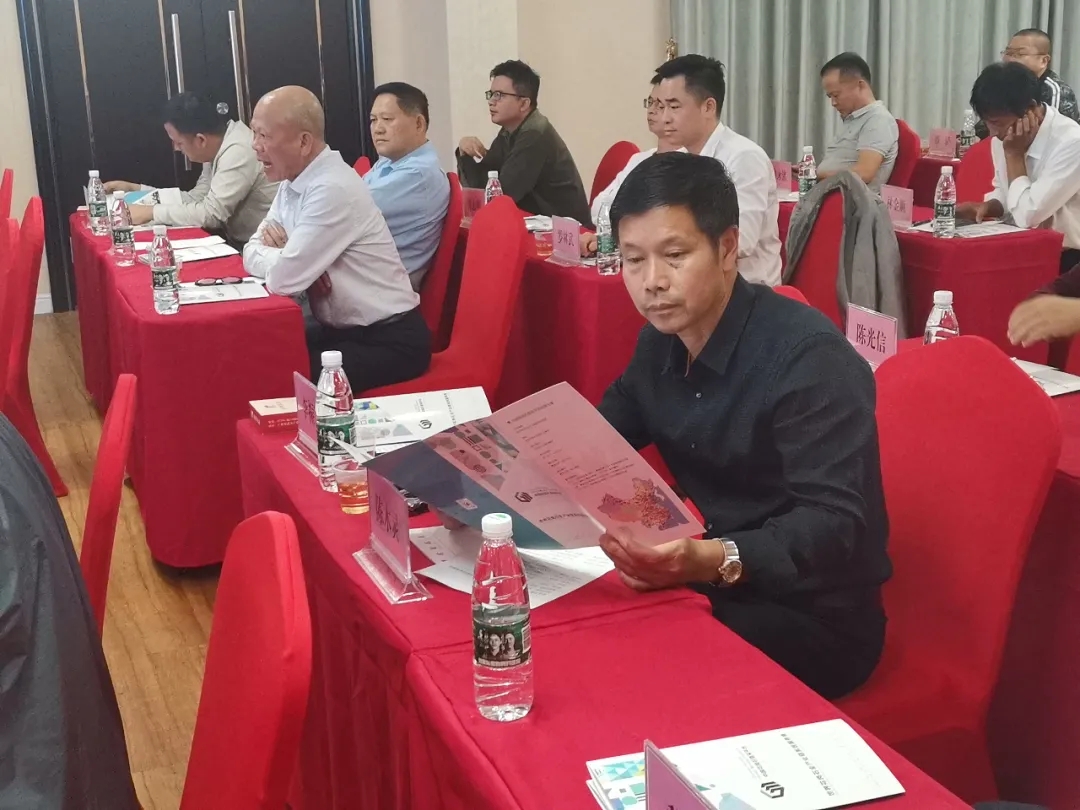 中國花崗石數(shù)字選材（雄安）中心專場石材推薦會在承德、岑溪成功舉辦