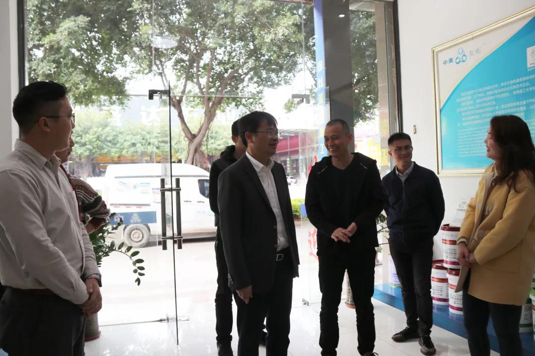 強信心、謀發展，水頭鎮持續開展“進千企、走千商、訪千才”活動