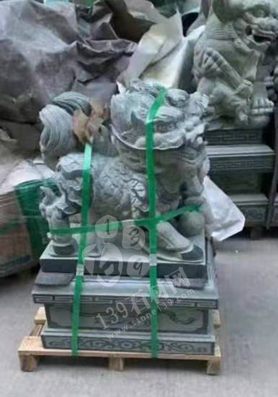 萬國石材帶您了解沒哭了的萬源青石雕刻產品