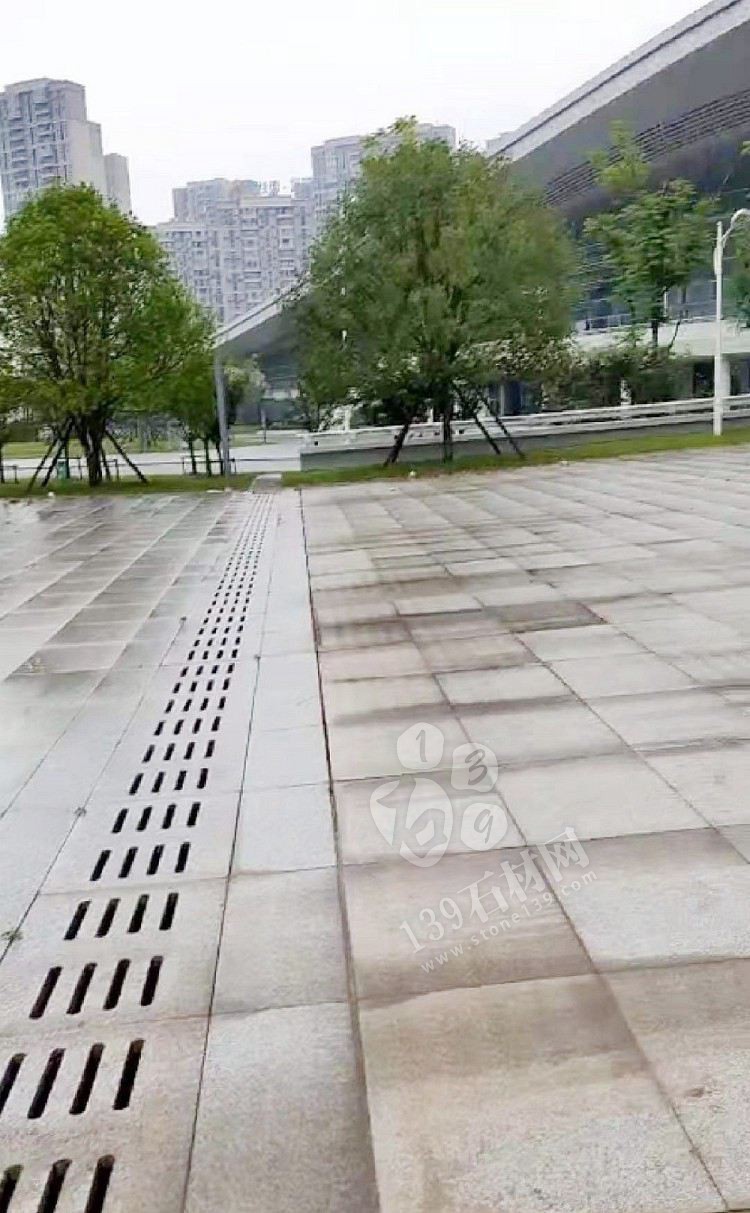 【麻城盛鑫石材】主營湖北芝麻白603、芙蓉白602、外墻干掛、地鋪、路沿石等異形板材