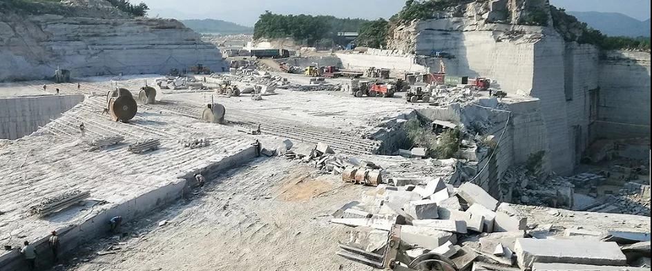 遼寧省莊河市太平嶺鄉青林村花崗巖：芝麻白G603石材欣賞