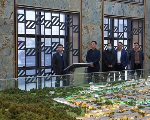 貴州金沙縣委書記考察麻城市石材產業園區，加大“金沙黑”花崗石合作