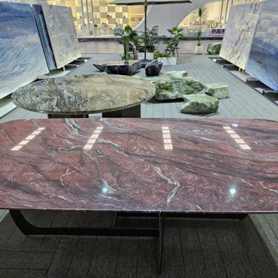 巴西天然奢石：紅絲綢。 尺寸2800?1200?760。 可用做餐桌、會議桌、辦公桌等。 清倉處理：特價出售！