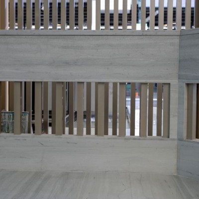 藍木紋大理石走廊陽臺裝飾搭配不銹鋼欄桿